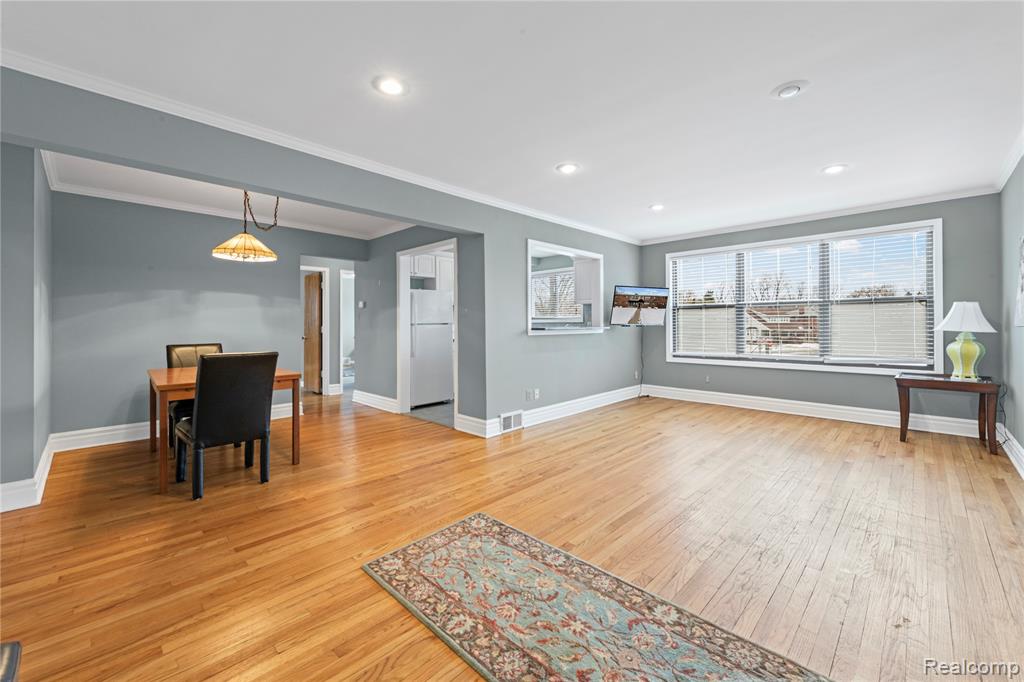 25777 Woodward Avenue, 204, Royal Oak, MI 48067 — Photo 2