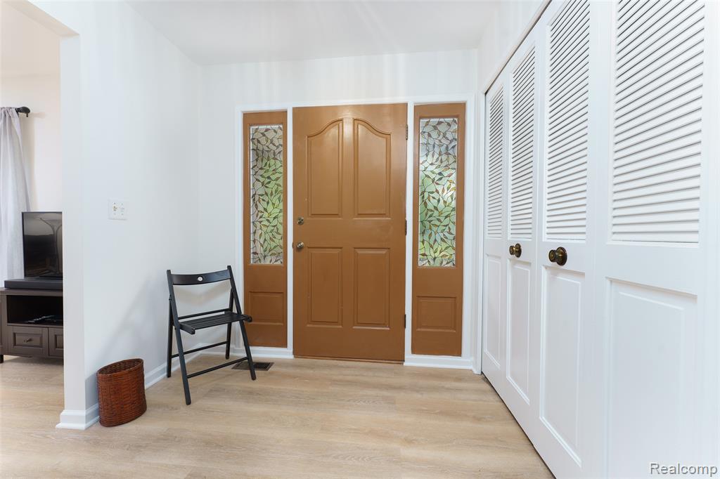 3380 Tacoma Circle, Ann Arbor, MI 48108 — Photo 4