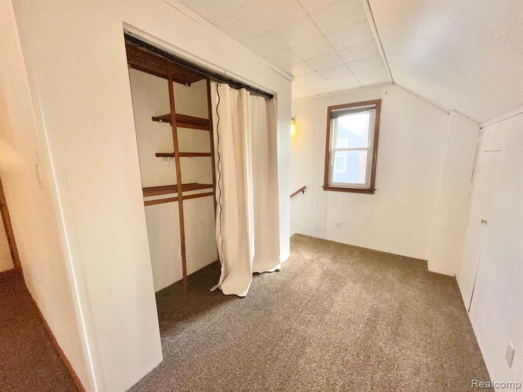 814 N Gainsborough Avenue, Royal Oak, MI 48067 — Photo 14