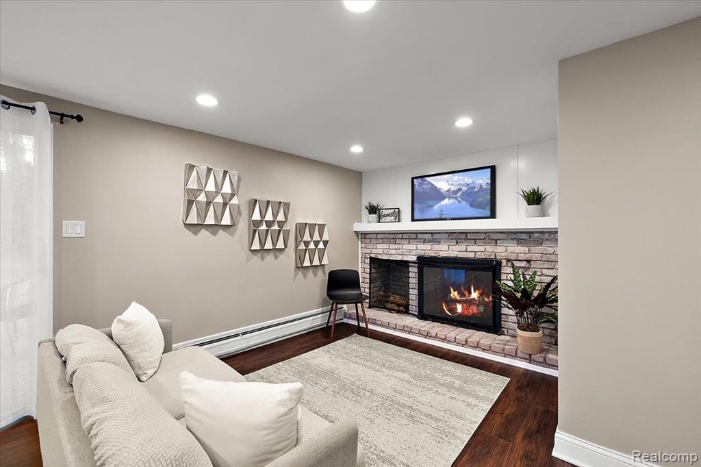 4521 Coachmaker Drive, Bloomfield Hills, MI 48302 — Photo 17
