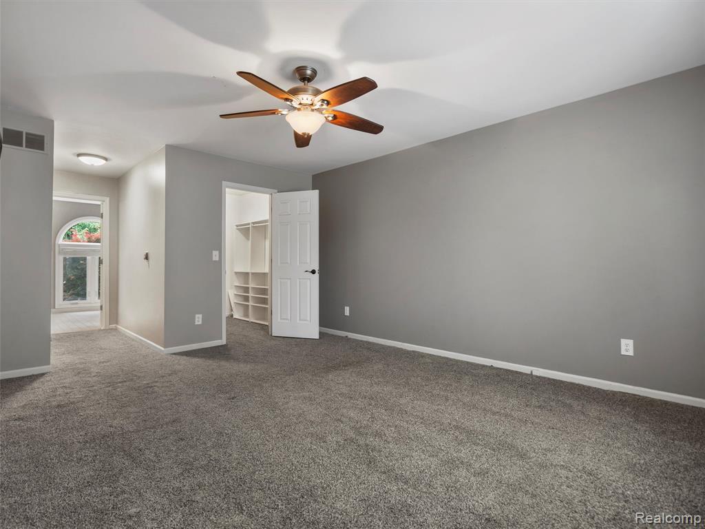 50308 Hillside Drive, Macomb, MI 48044 — Photo 21