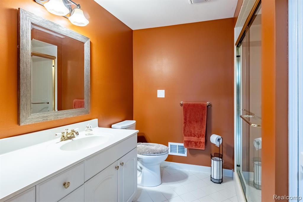 43100 12 OAKS CRESCENT Drive, 4044, Novi, MI 48377 — Photo 20