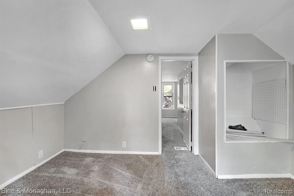 8436 CHAPP Avenue, Warren, MI 48089 — Photo 15