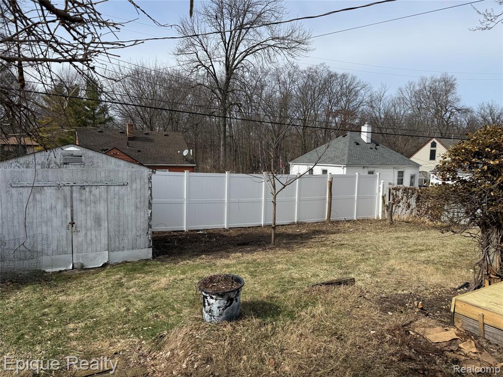 2469 Fernwood Avenue, Ann Arbor, MI 48104 — Photo 3