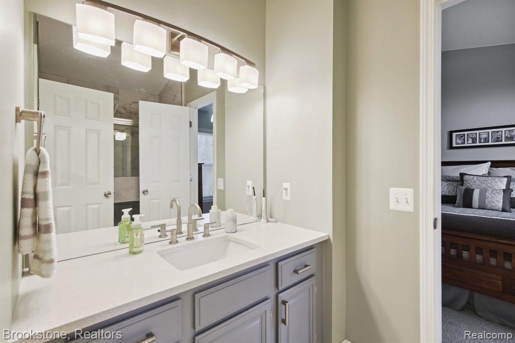4055 HIGHVIEW, Waterford, MI 48329 — Photo 19