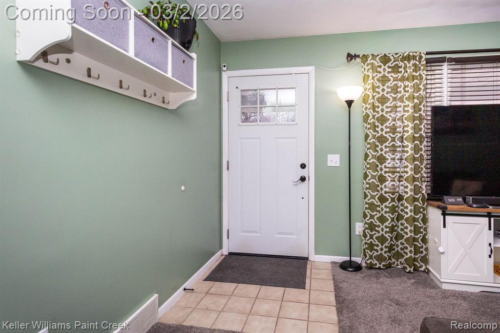 11346 Stoney Brook Drive, Grand Ledge, MI 48837 — Photo 8