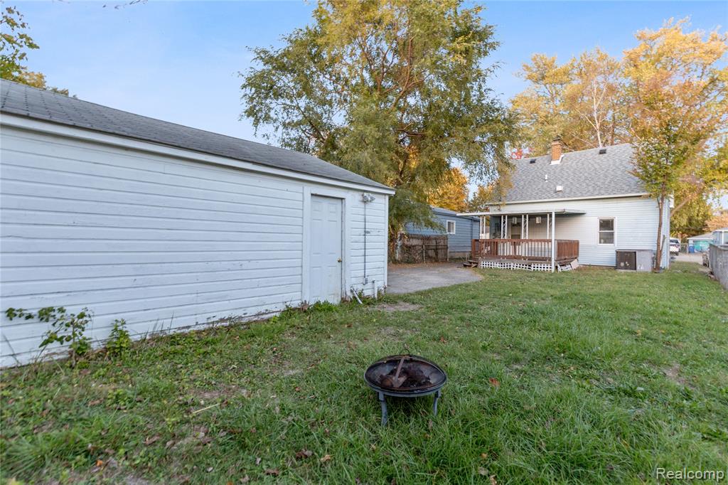 4168 Kingston Street, Dearborn Heights, MI 48125 — Photo 23