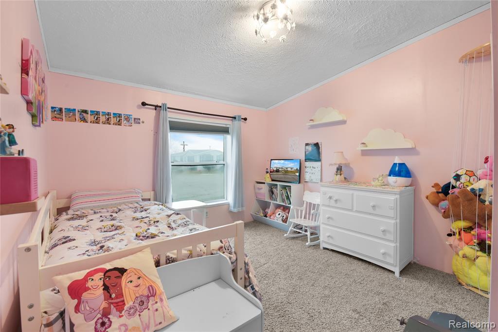 2330 CHARTER OAK Court, Newport, MI 48166 — Photo 42