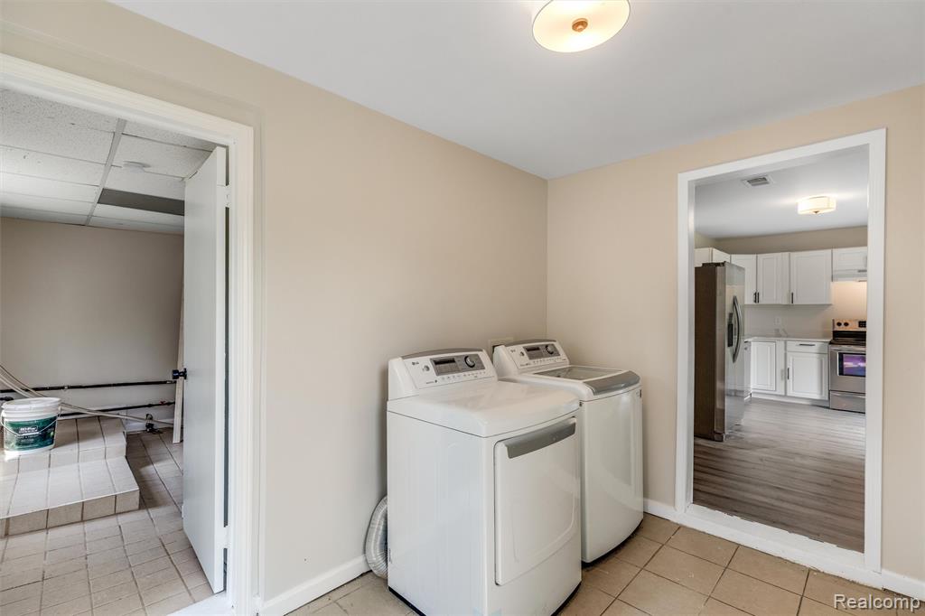5850 Deering Street, Garden City, MI — Photo 14