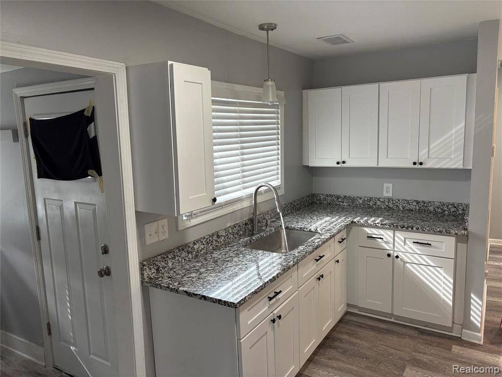 8420 Republic Avenue, Warren, MI 48089 — Photo 22