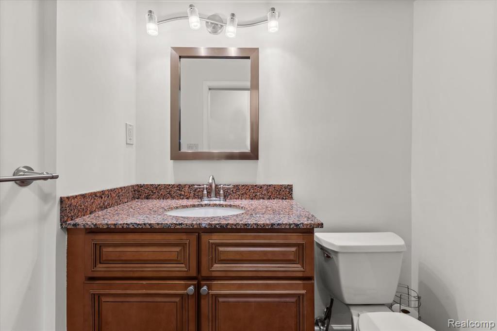 28791 Sunset Boulevard W, Lathrup Village, MI 48076 — Photo 29