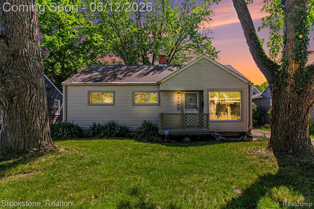 4142 Royal Avenue, Berkley, MI 48072