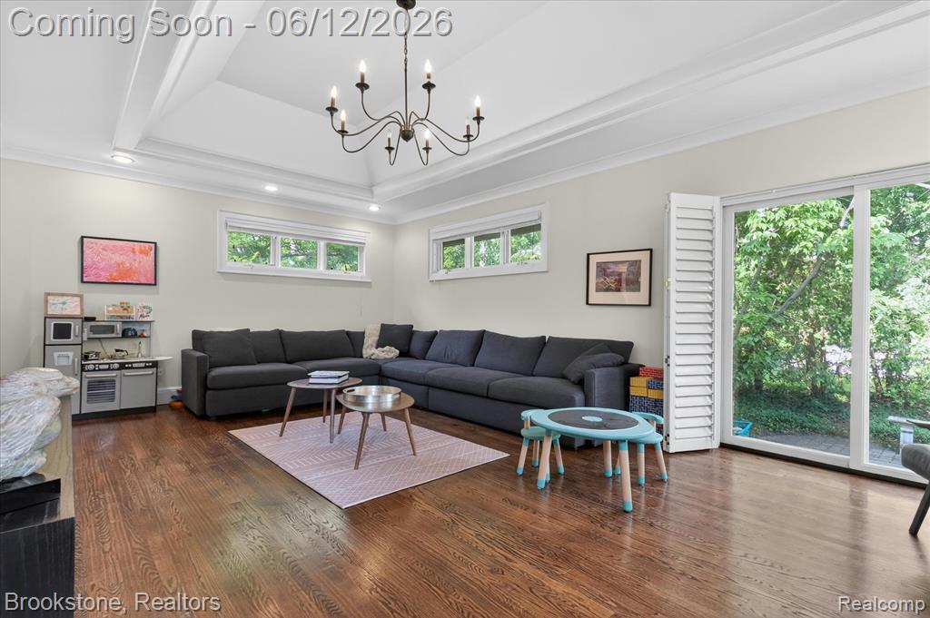 8926 Lincoln Drive, Huntington Woods, MI — Photo 11