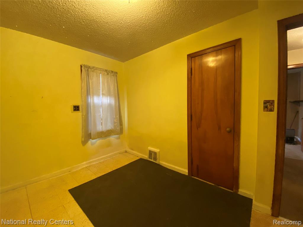 29118 Avondale Street, Inkster, MI 48141 — Photo 14