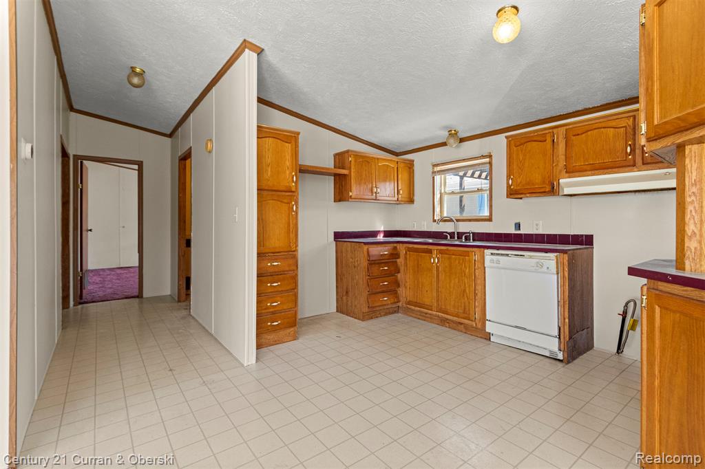 9824 Hathaway Drive, Northville, MI 48167 — Photo 8