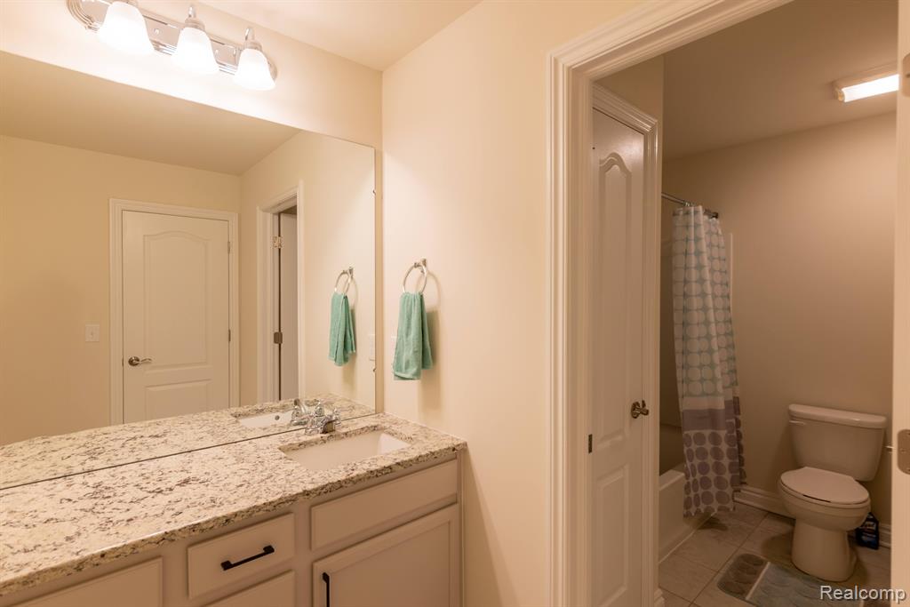 4878 BROOMFIELD Way, Lake Orion, MI — Photo 19
