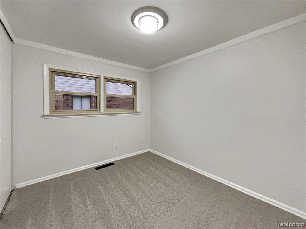 18031 Hamann Street, Riverview, MI 48193 — Photo 4