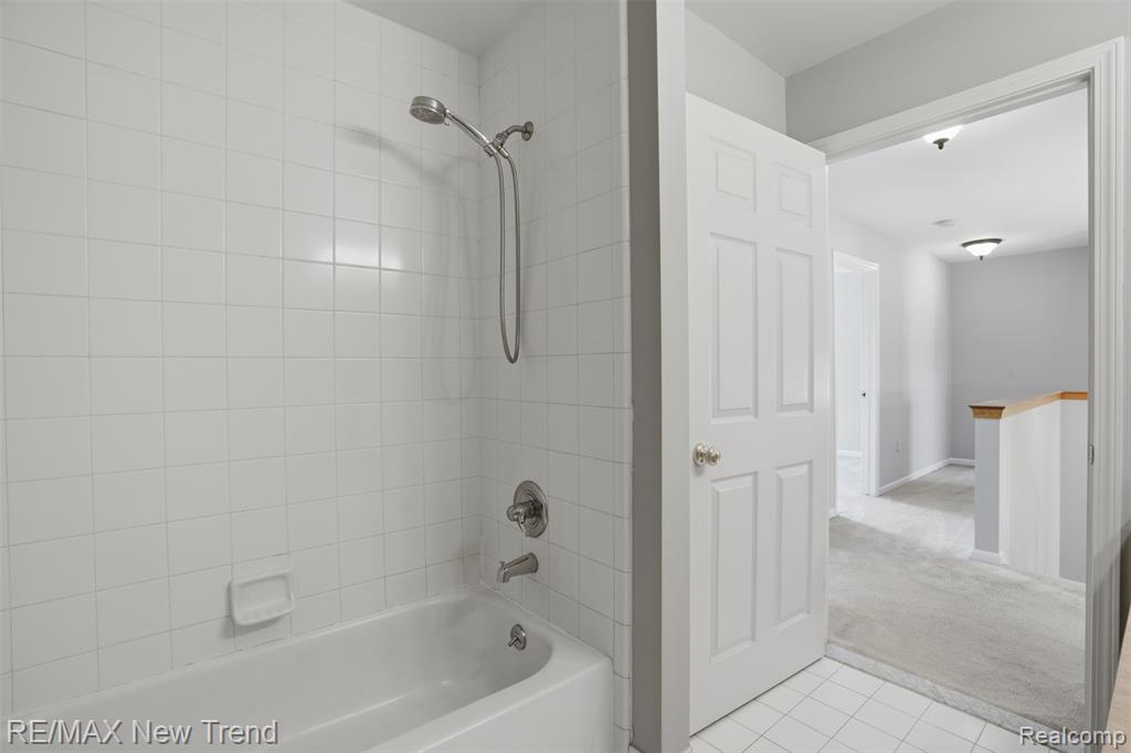 729 Akehurst Lane, White Lake, MI — Photo 38