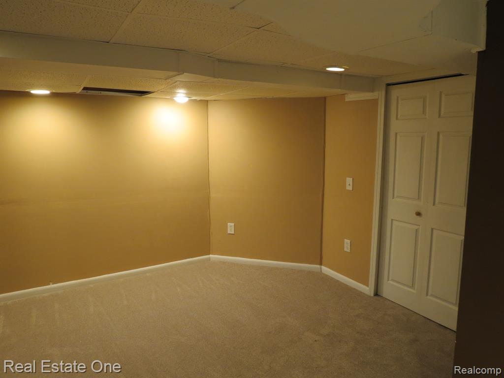 772 BURROUGHS Street, Plymouth, MI 48170 — Photo 41