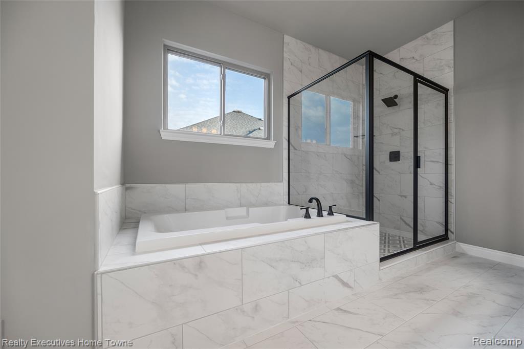 50860 TIMBERSTONE Drive, Macomb, MI 48042 — Photo 34