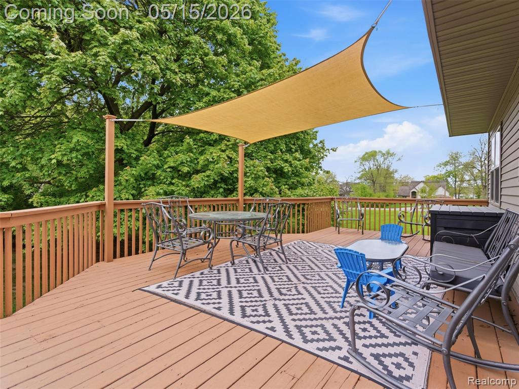 4241 Island Park Drive, Waterford, MI 48329 — Photo 32