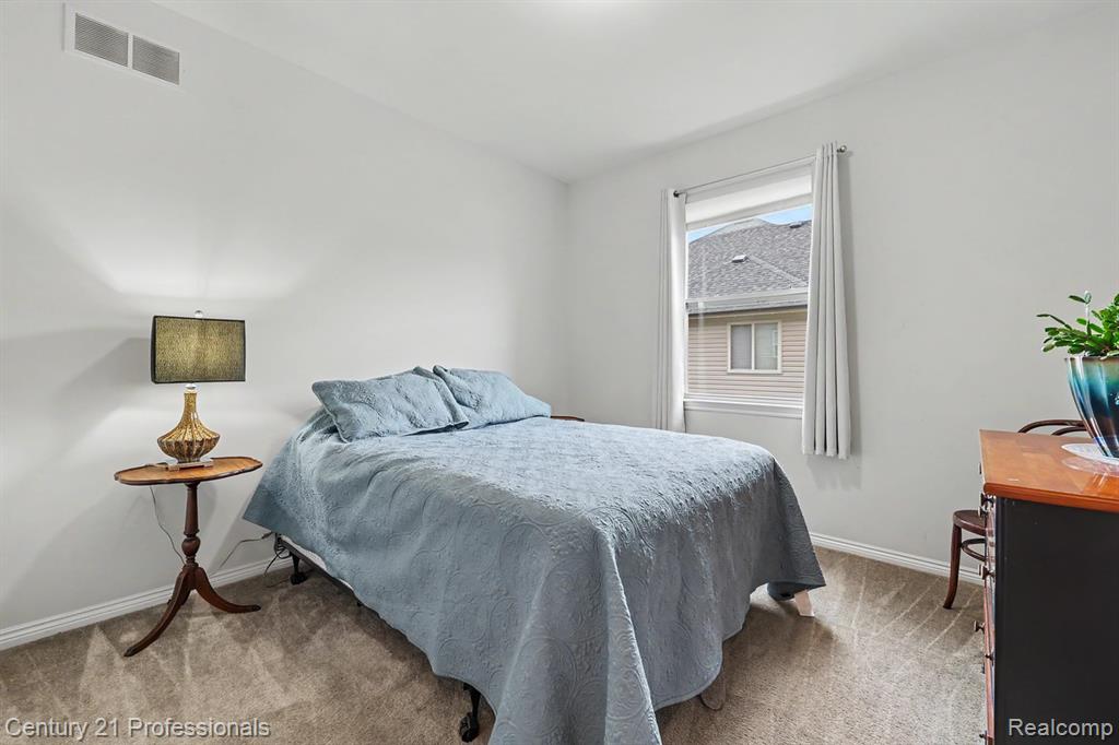 49455 Messara Drive, Macomb, MI 48042 — Photo 26