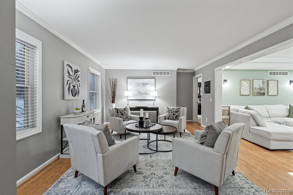 8301 Hyne Road, Brighton, MI 48114 — Photo 15
