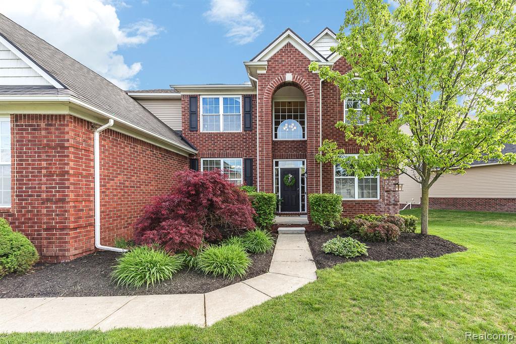 58799 CARRIAGE Lane, South Lyon, MI 48178 — Photo 2