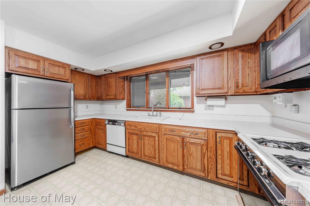 12080 Belleville Road, Belleville, MI 48111 — Photo 5
