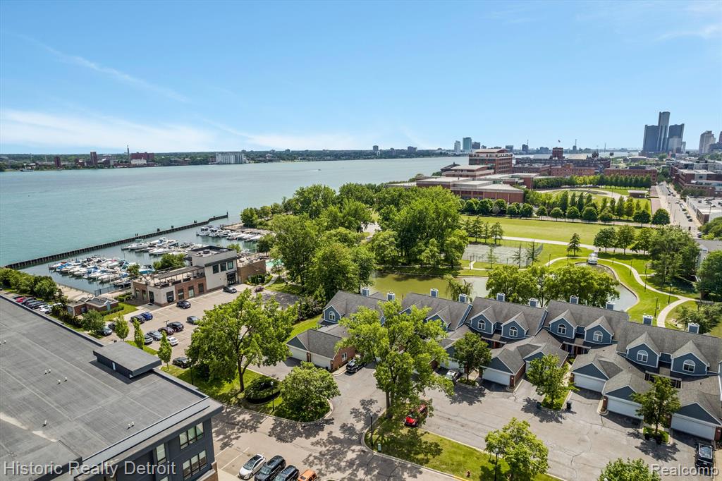 203 WINDWARD Court, 22, Detroit, MI 48207 — Photo 50