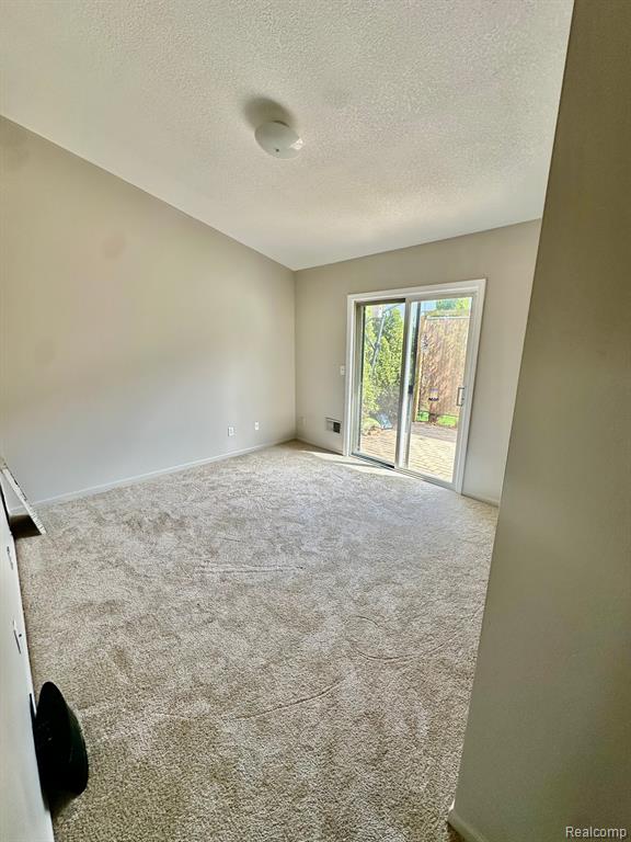 23459 WAGAR CT, 149, Trenton, MI 48183 — Photo 11