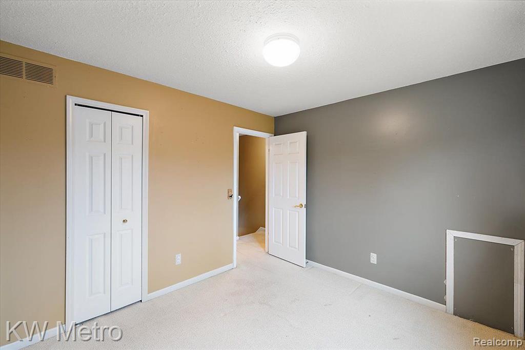 3767 PARKLAWN Drive, Canton, MI 48188 — Photo 40