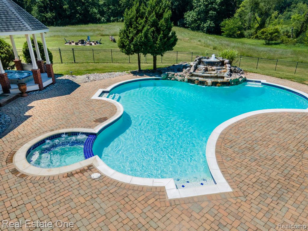 740 Greystone Drive, Chelsea, MI 48118 — Photo 62