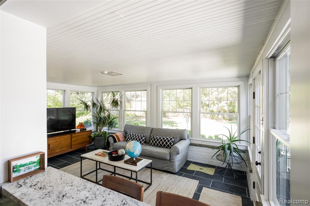 16946 Reedmere Avenue, Beverly Hills, MI 48025 — Photo 26