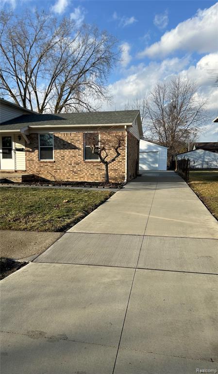 22448 Armstrong Avenue, Brownstown, MI 48193 — Photo 21