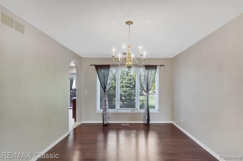 54446 ROYAL TROON Drive, South Lyon, MI 48178 — Photo 11