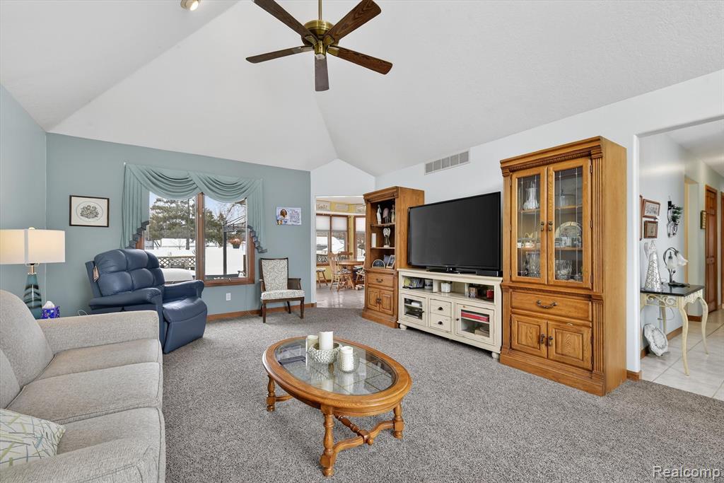 32874 Liparoto Drive, Rockwood, MI — Photo 8