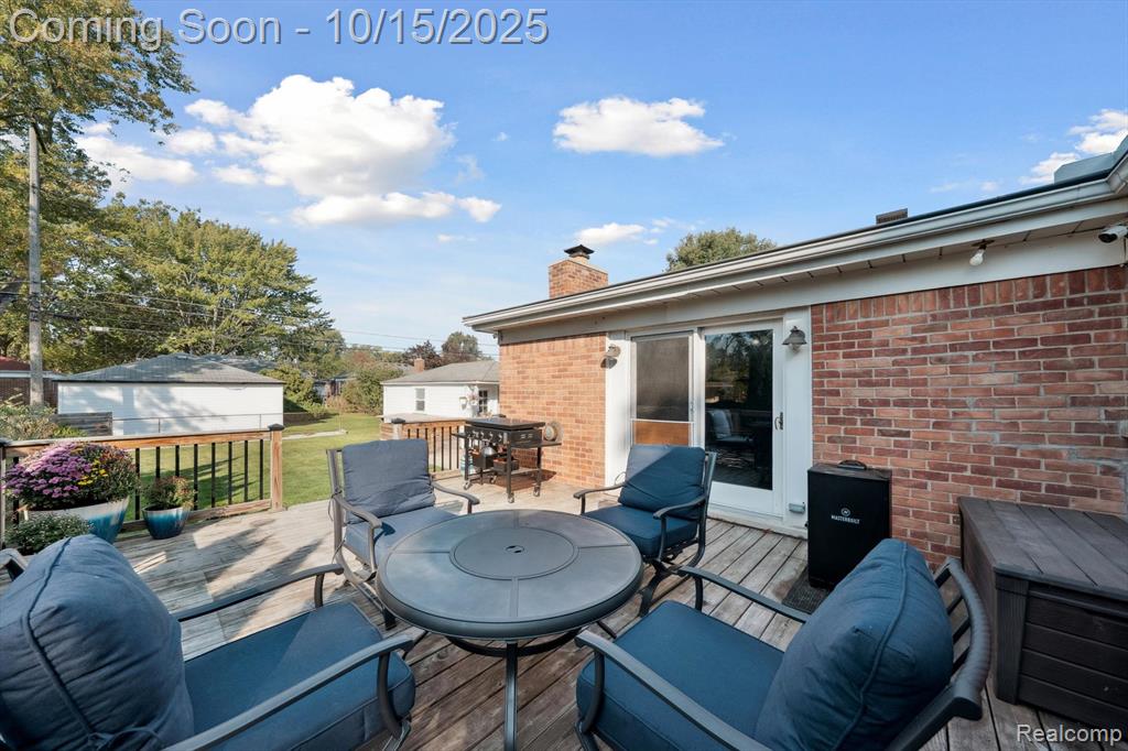 9931 E Clements Circle, Livonia, MI 48150 — Photo 39