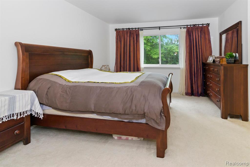 3251 DUNWOODIE Road, Ann Arbor, MI 48105 — Photo 38