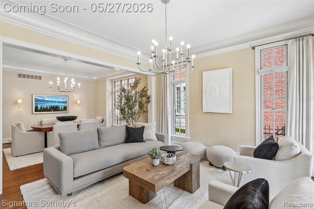 555 Baldwin Court, Birmingham, MI 48009 — Photo 11