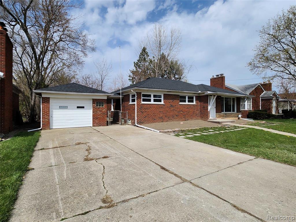 15705 Juliana Avenue, Eastpointe, MI 48021 — Photo 2