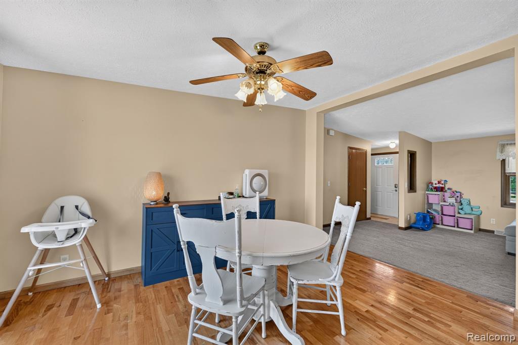 9889 Ditch Road, Chesaning, MI 48616 — Photo 17