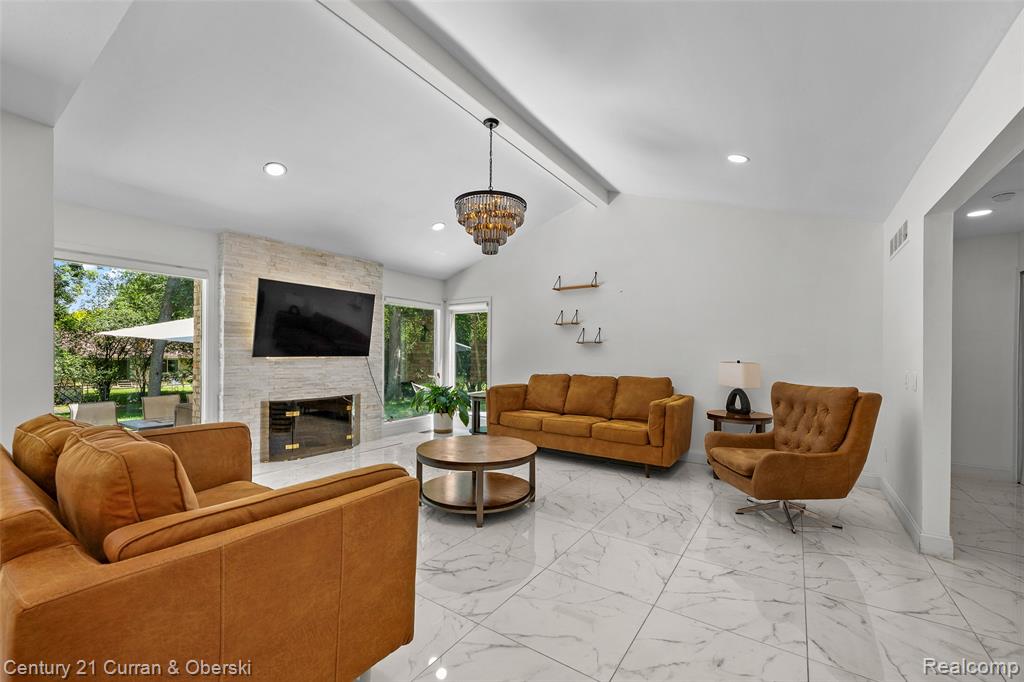 5120 Langlewood Court, West Bloomfield, MI — Photo 8