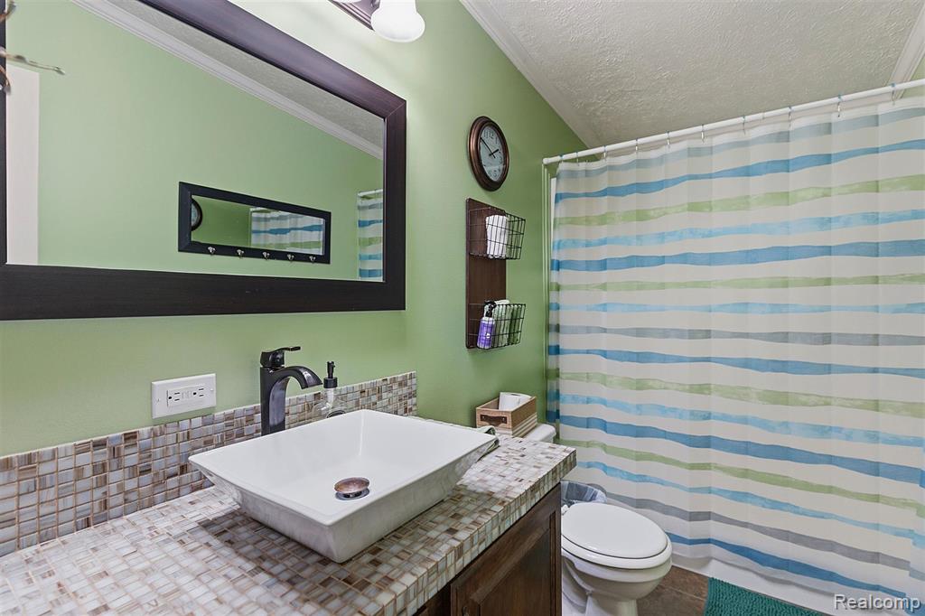 57510 Old Red Ln, Lenox, MI 48048 — Photo 21