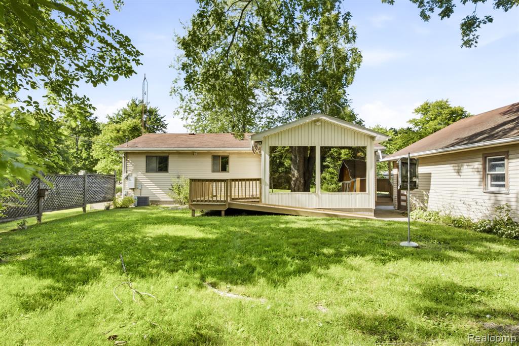 4181 Maes Drive, Port Huron, MI 48060 — Photo 5