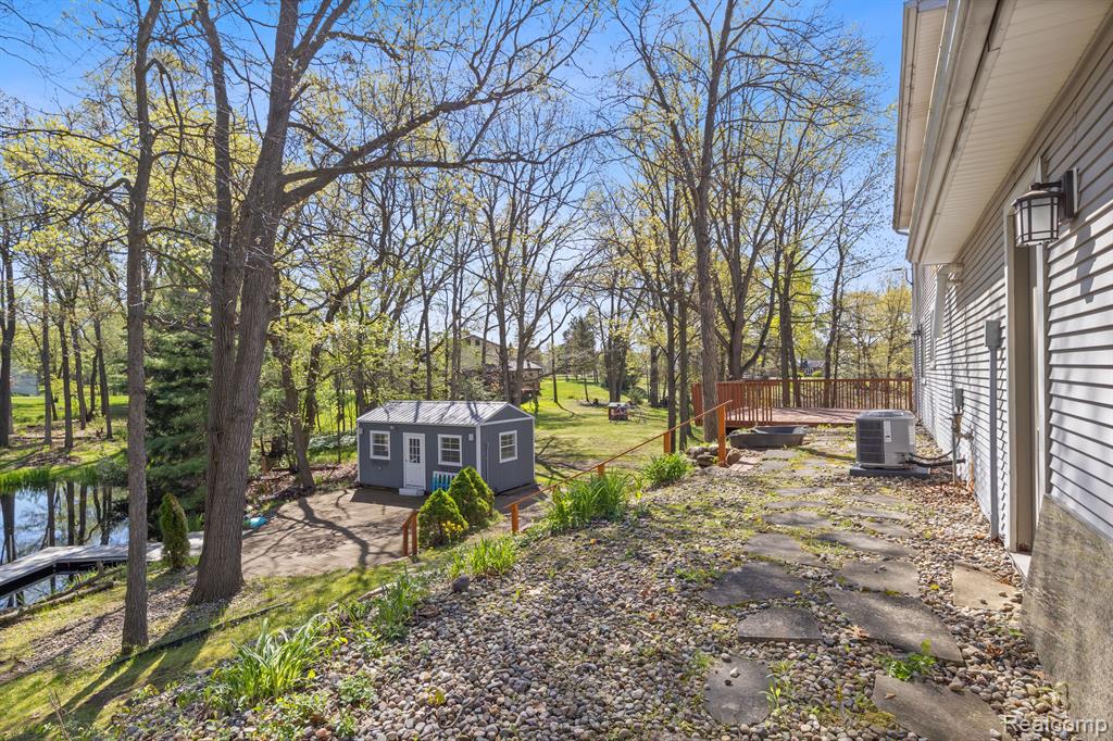 4471 SPRING OAKS Lane, Brighton, MI 48114 — Photo 30