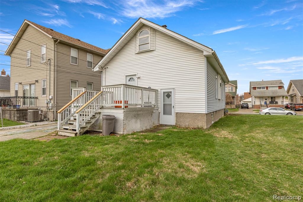 5210 Maple Street, Dearborn, MI 48126 — Photo 29