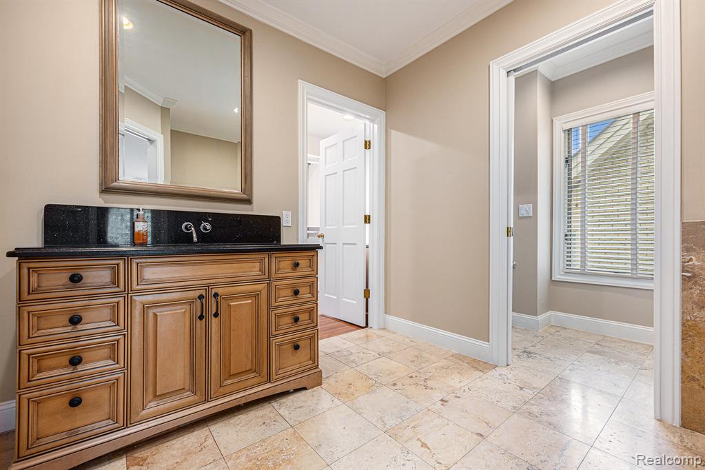 785 River Bend Drive, Rochester Hills, MI 48307 — Photo 24