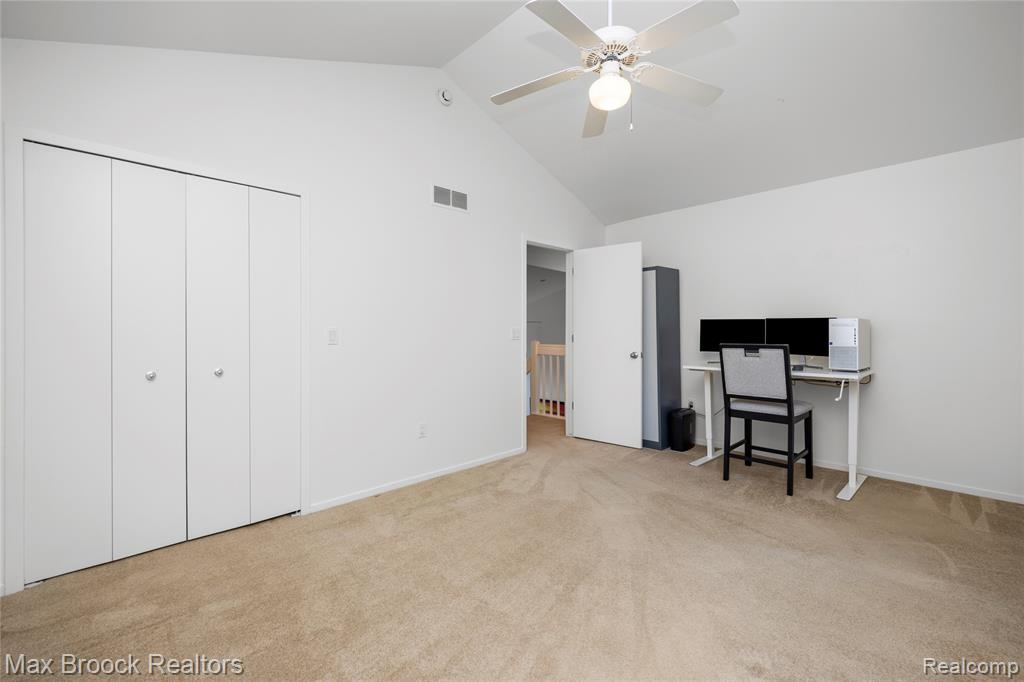 4860 Lagoons Circle, West Bloomfield, MI 48323 — Photo 45