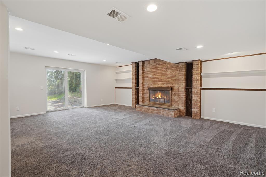 3756 Chevron Drive, Highland, MI 48356 — Photo 15